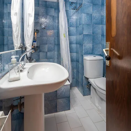 Con Jardin Y Parking Apartamento
